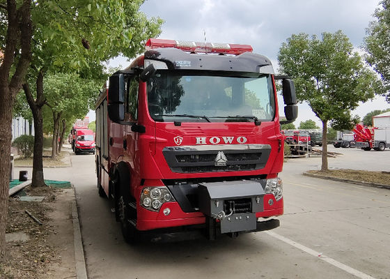 213KW 8 Ton Water and Foam Tender Fire Truck with Front Rescue Tow Hook