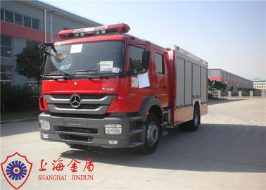 Six Seats Foam Fire Truck Benz Chassis Wheelbase 4500mm With Air Conditioner System