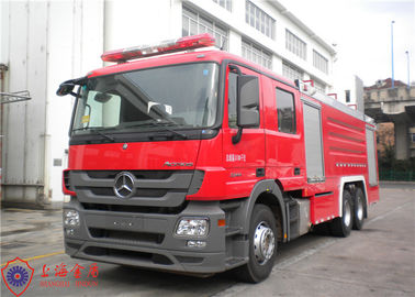 Mercedes Chassis Foam Firefighting Vehicle 6X4 Drive Six Seats with 90L/s Flow Pump