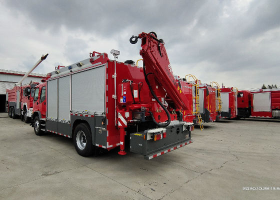 Diesel 100Km/H Q235A Emergency Crane Rescue Fire Truck