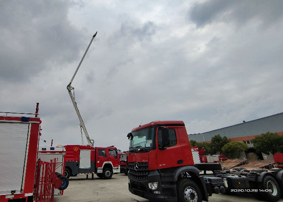 6×4 Drive Shock Reducing Rubber Water Tower Fire Truck