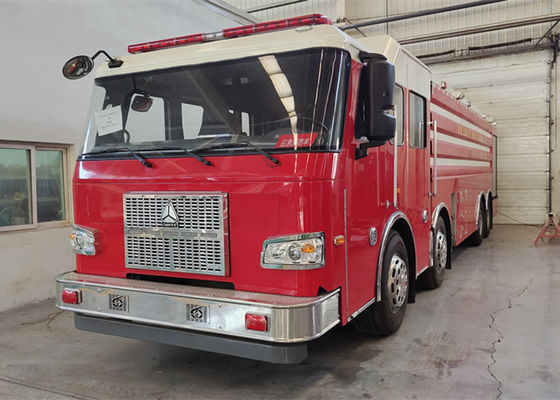 6 Seats Q235A Porous Steel 6000L Foam Fire Truck 4x2 Drive