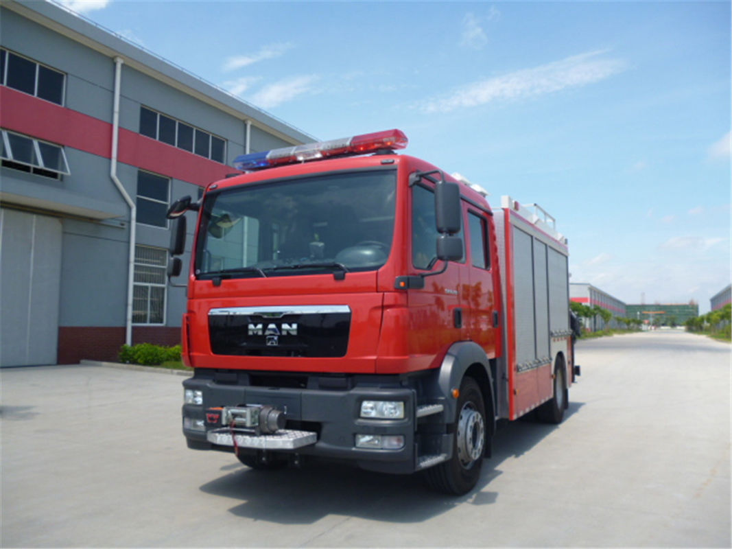 4x2 Drive Six Seats Emergency Rescue Engine With Imported Crane And Winch