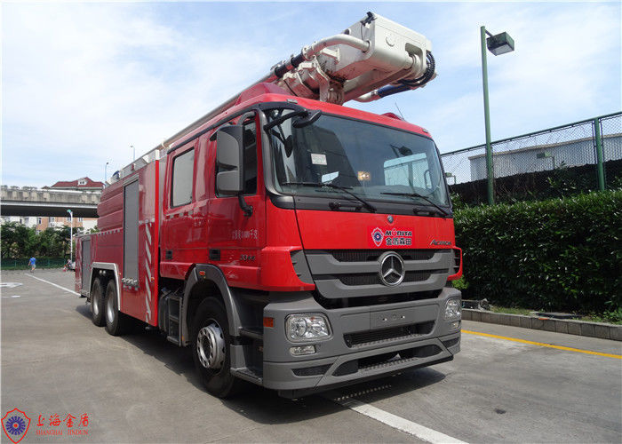 Multi Functional Rescue Fire Truck 39 Ton Maximum Speed 104KM/H ISO9001 Certificated