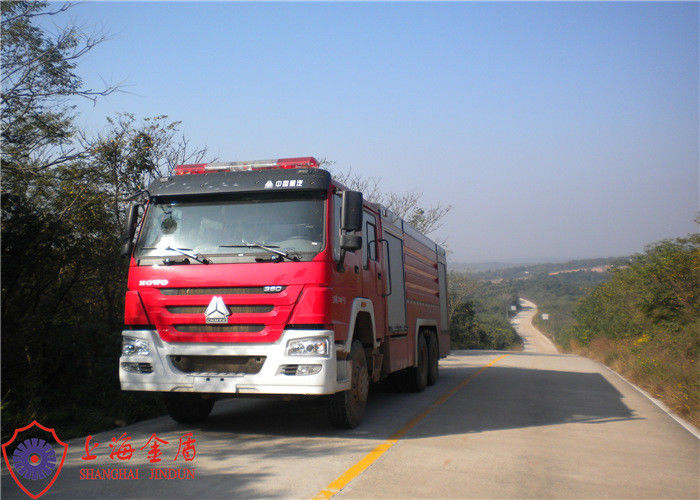 Max Power 276KW Fire Fighting Vehicle with 90L/S Flow Pump and Rotatable Cab