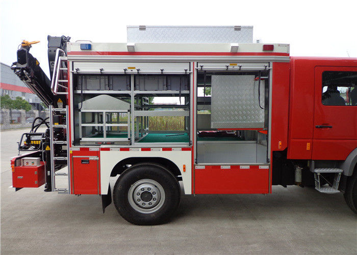 Light Duty 4x2 Drive Emergency Rescue Fire Truck with Lifting Crane on Rear