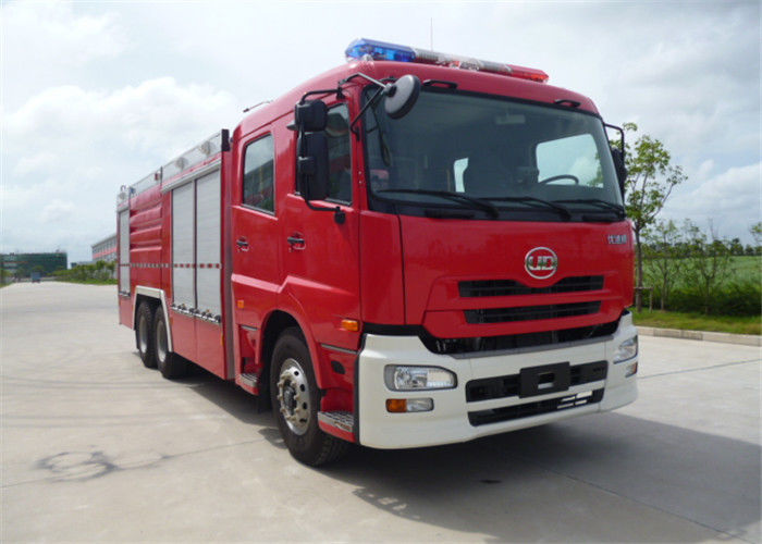 ISUZU Engine Motorized Fire Truck , Pumper Tanker Fire Trucks 9900×2500×3450mm Size