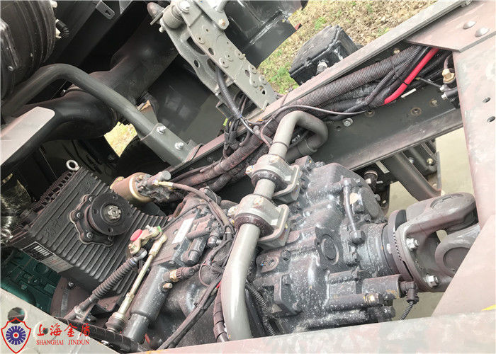 12000kg Heavy Duty Sinotruk HOWO Chassis Foam Fire Truck Monitor Flux 80L/s