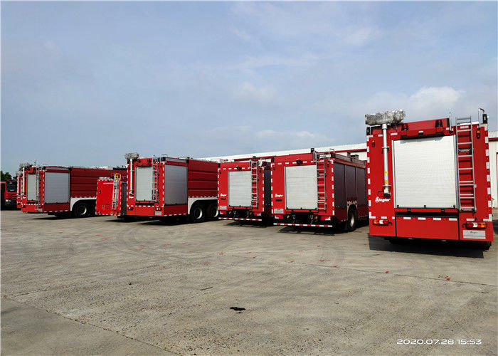 CCC RHD Foam 213KW Q235A Water Tanker Fire Truck