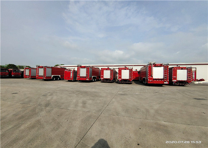 Welding Q235A 213KW 6500 Liters Tanker Capcity Water Tanker Fire Trucks
