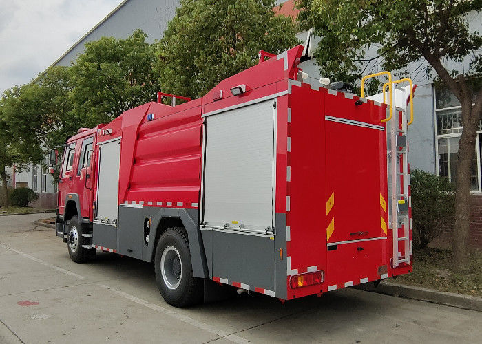 Howo 90km/H Water Tanker Fire Truck with Flat Top Four-Door Lengthen Cab