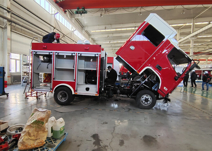 4x2 Drive 309kw 1800L Water Class B Foam Fire Trucks